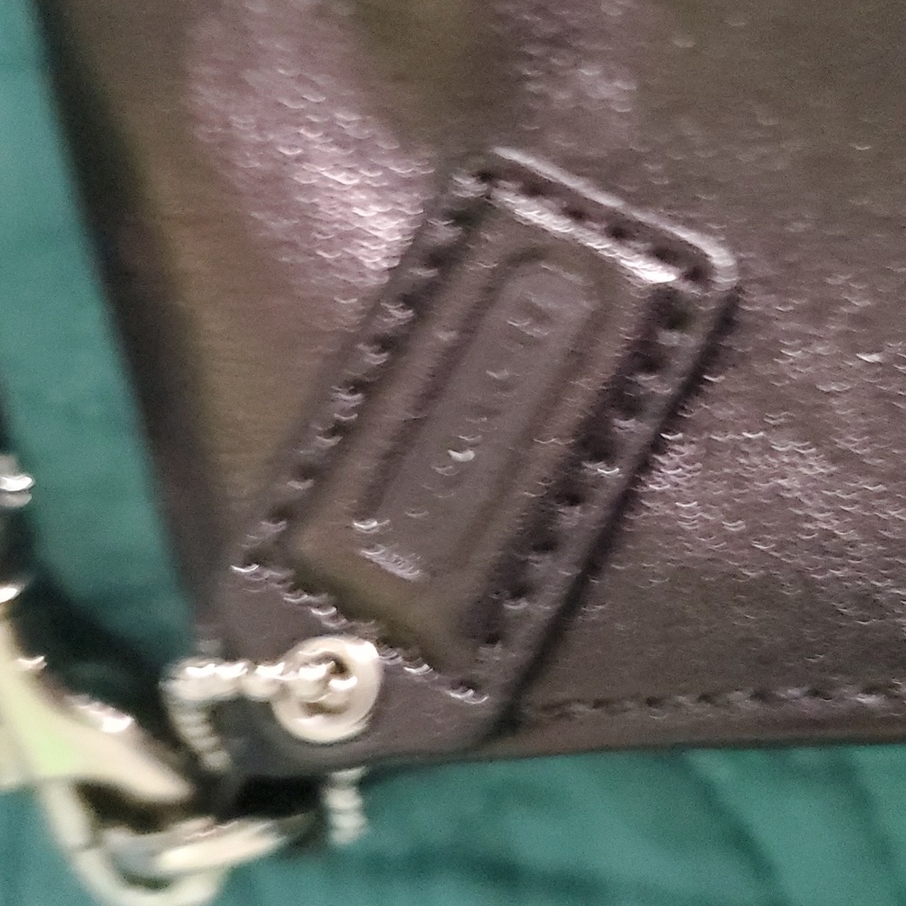 Coach leather wristlet - Picture 2 of 11